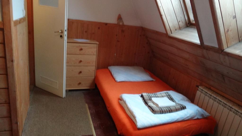 Camping Harenda Pokoje Goscinne I Domki Zakopane Ruang foto