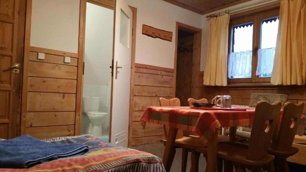 Camping Harenda Pokoje Goscinne I Domki Zakopane Bagian luar foto