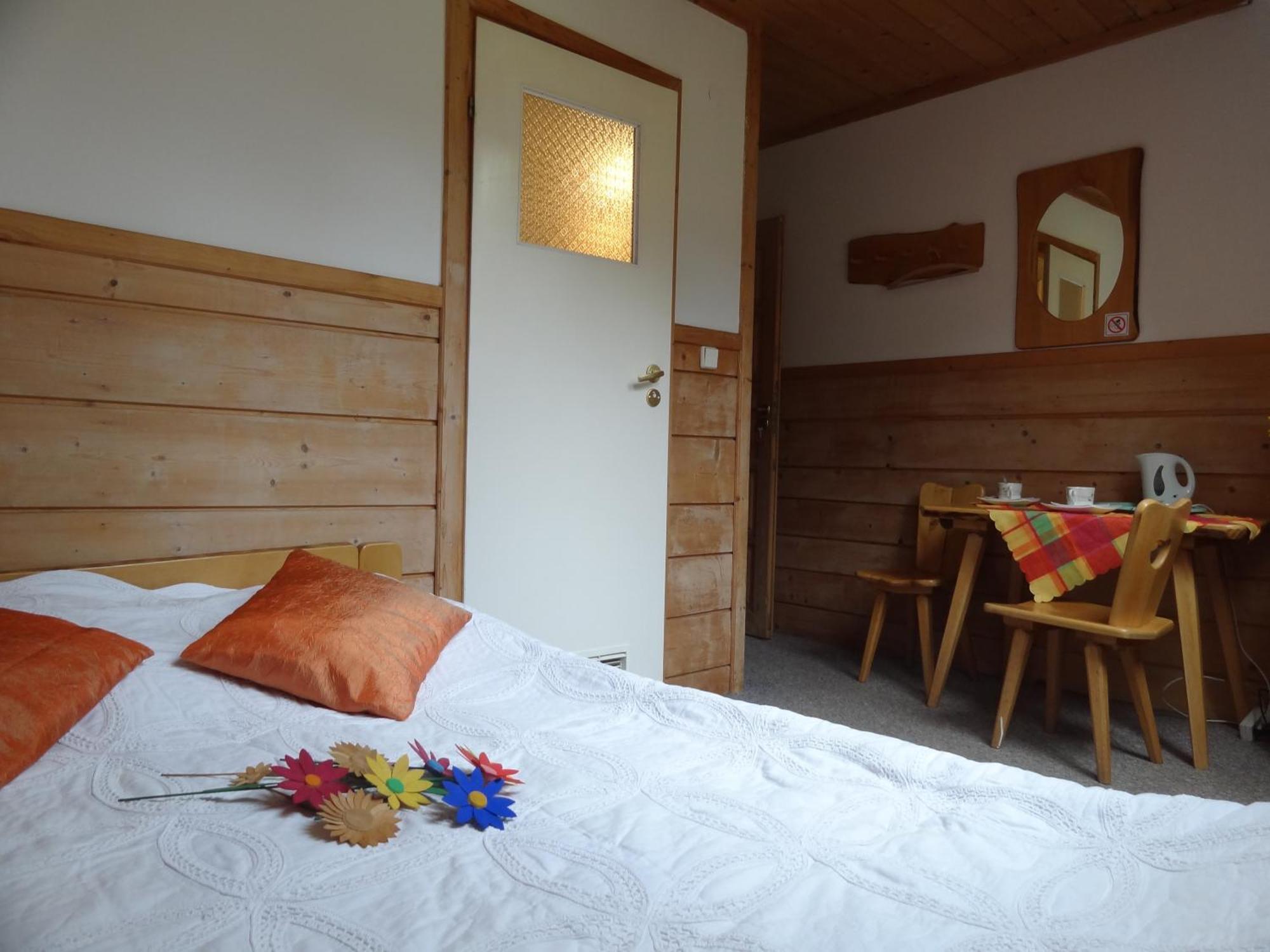 Camping Harenda Pokoje Goscinne I Domki Zakopane Bagian luar foto