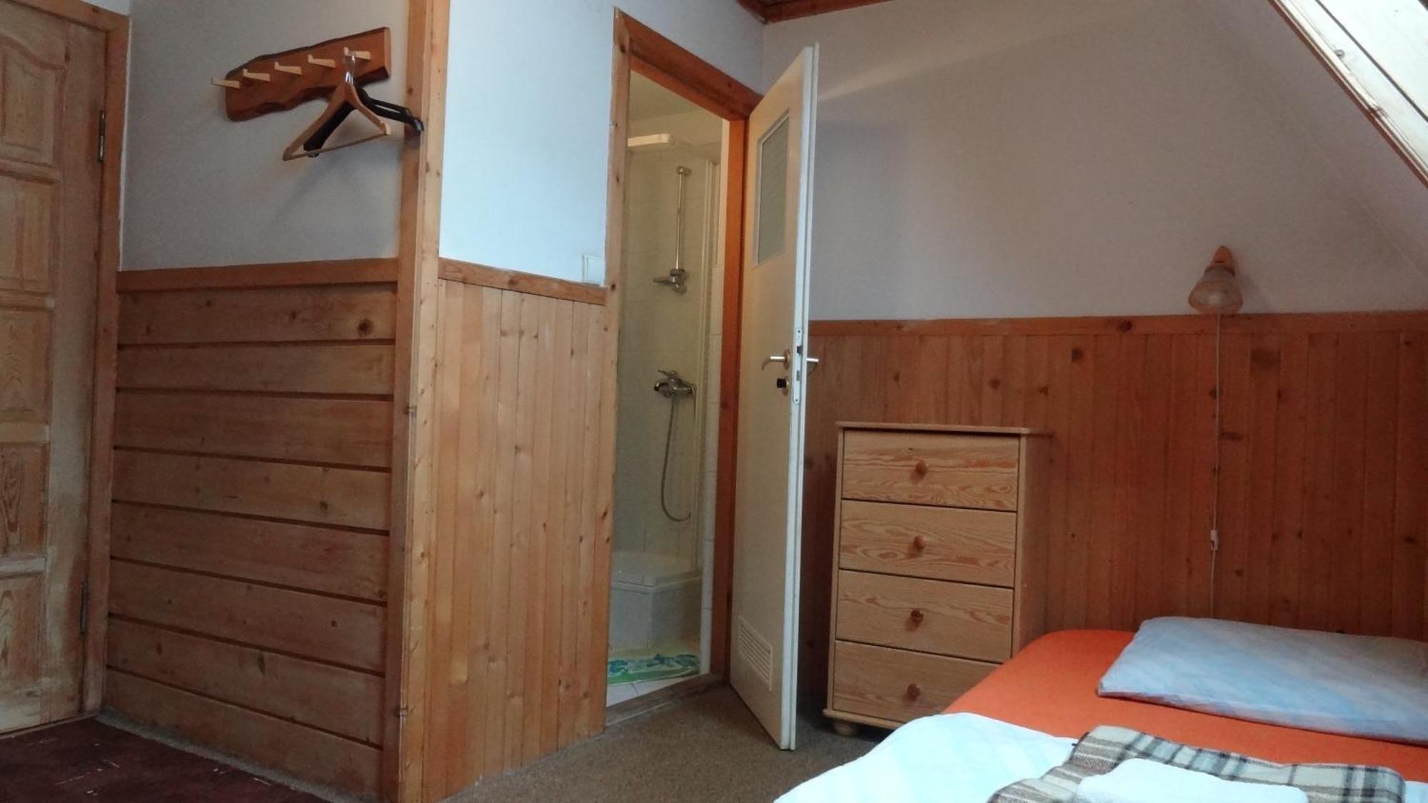 Camping Harenda Pokoje Goscinne I Domki Zakopane Ruang foto
