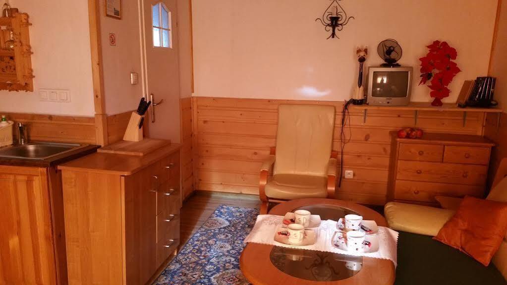 Camping Harenda Pokoje Goscinne I Domki Zakopane Bagian luar foto