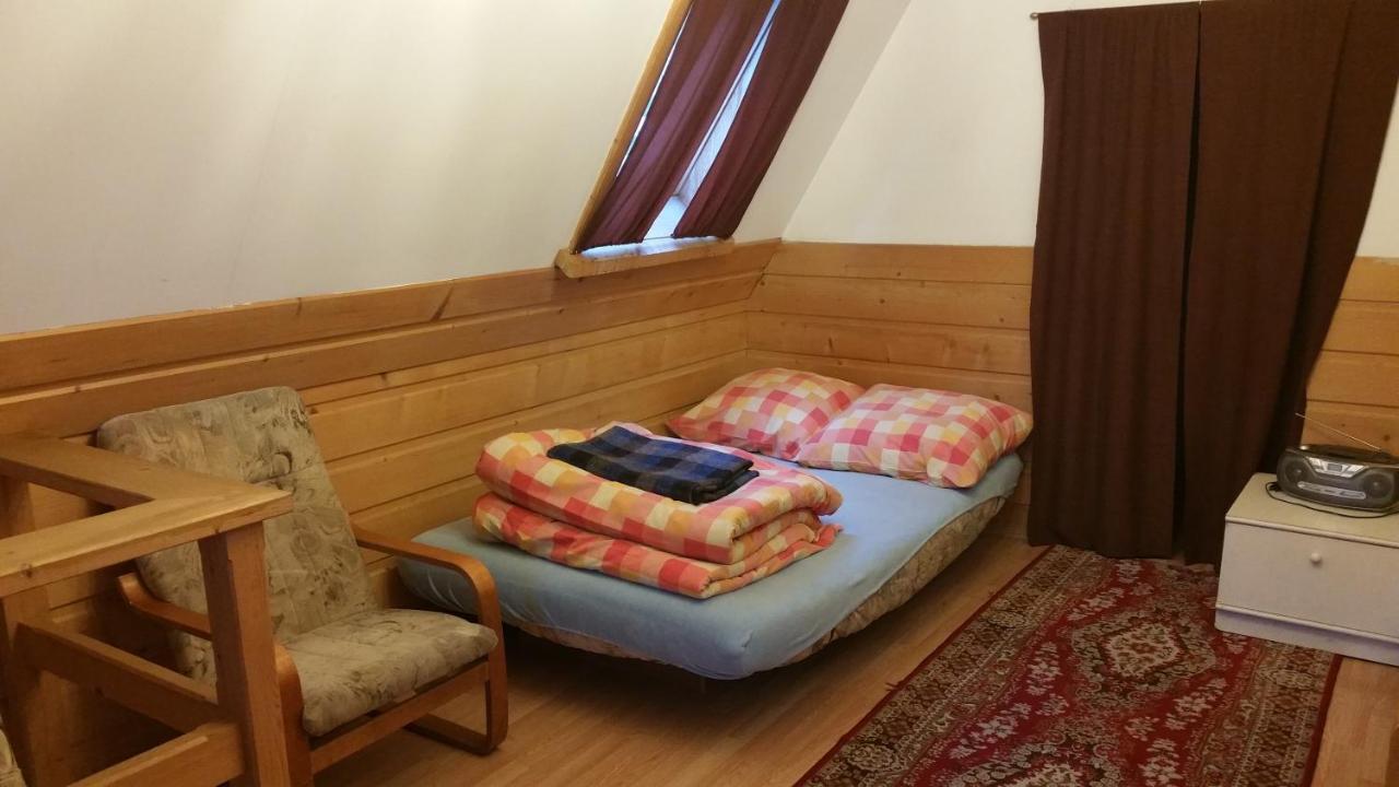 Camping Harenda Pokoje Goscinne I Domki Zakopane Ruang foto